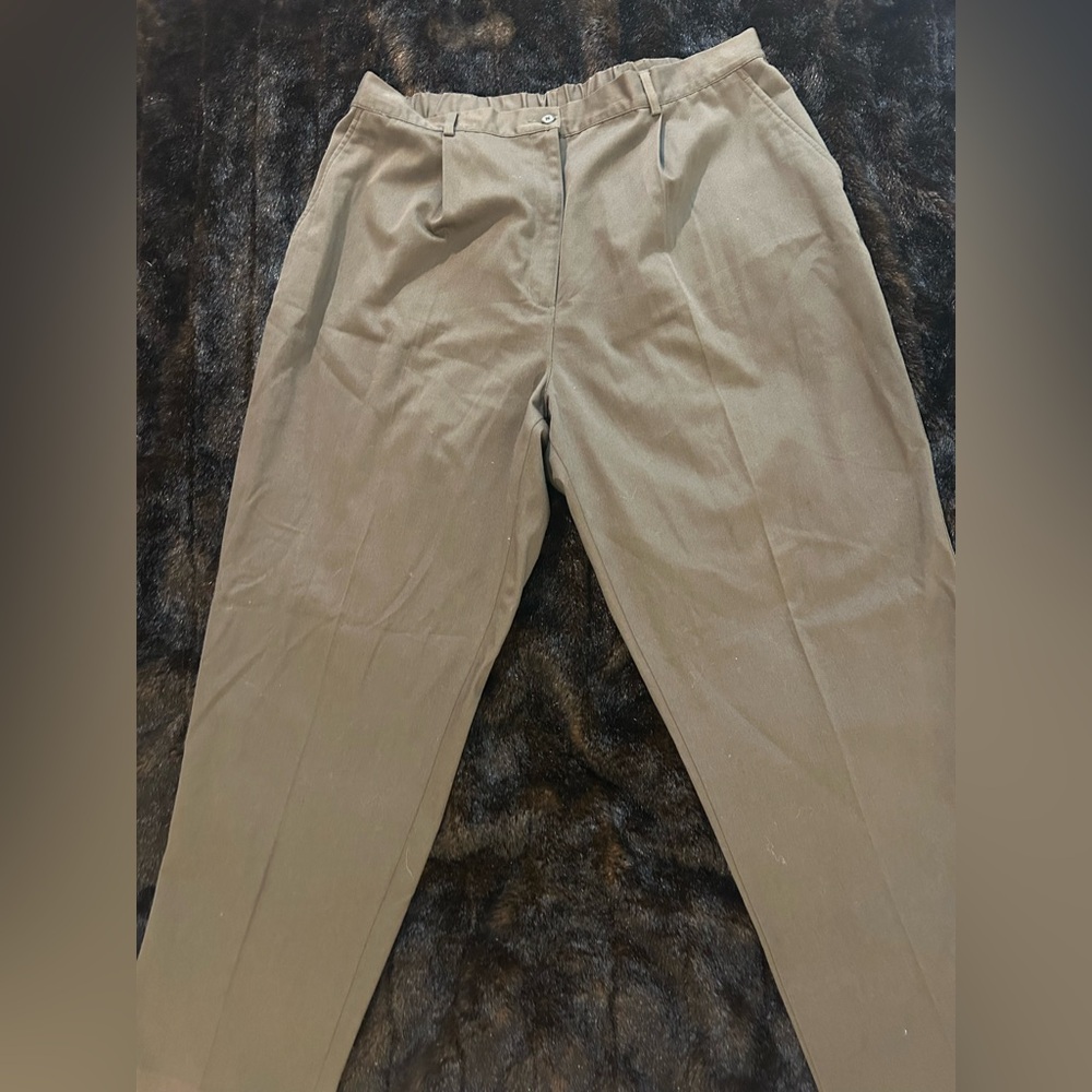 L.L.Bean Women’s Khaki Pants Size 20W Regular Straight Leg